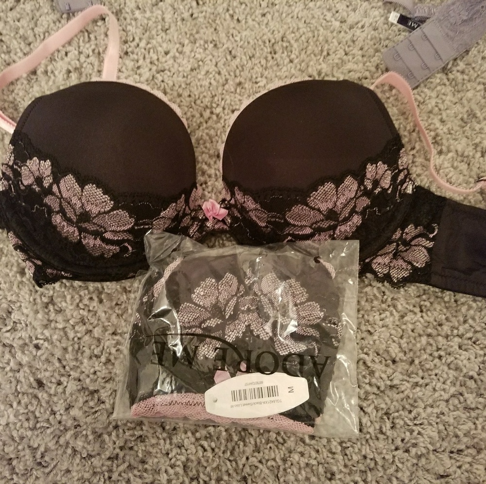 Lace Bra, black and pink, 34C with underwear M